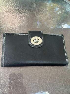 Coach Hampton Black Turnlock Wallet Vintage Y2K EUC